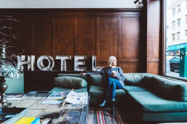 Zufriedenheit als Kapital: Einfühlungsvermögen und Menschenkenntnis sind Kernkompetenz moderner Hotelmitarbeiter