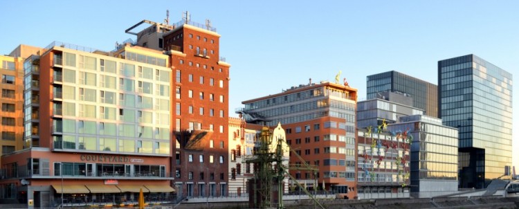 Stellenangebot Schichtleiter Front Office M W D In Dusseldorf